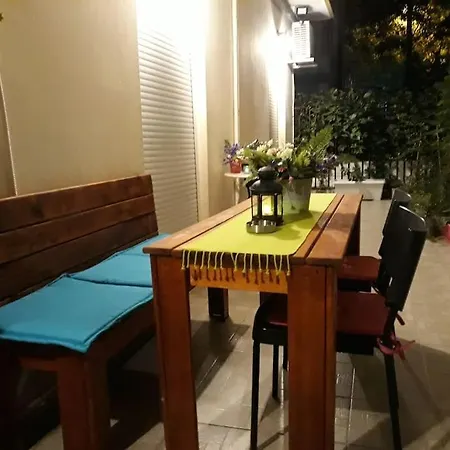 Irida Equanimity And Cozy Apartment *