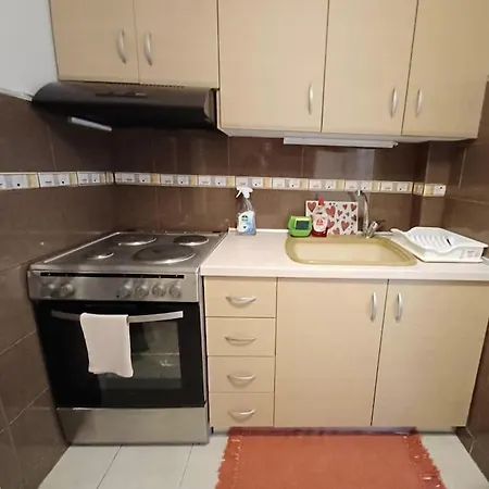 Irida Equanimity And Cozy Apartment Thessaloniki